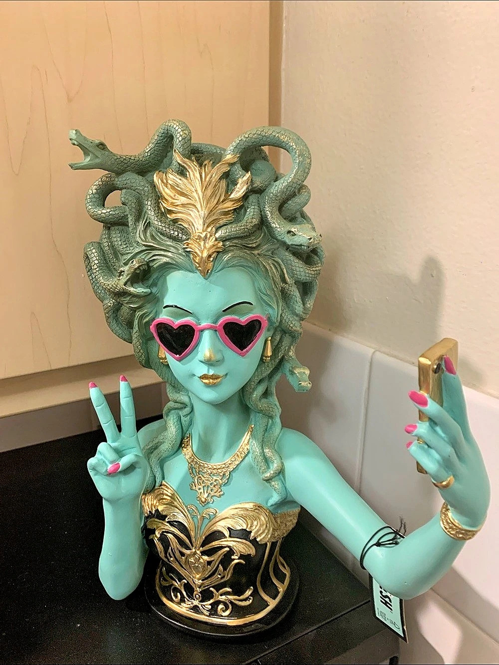 Viral Medusa Influencer Sculpture Green & Gold NWT